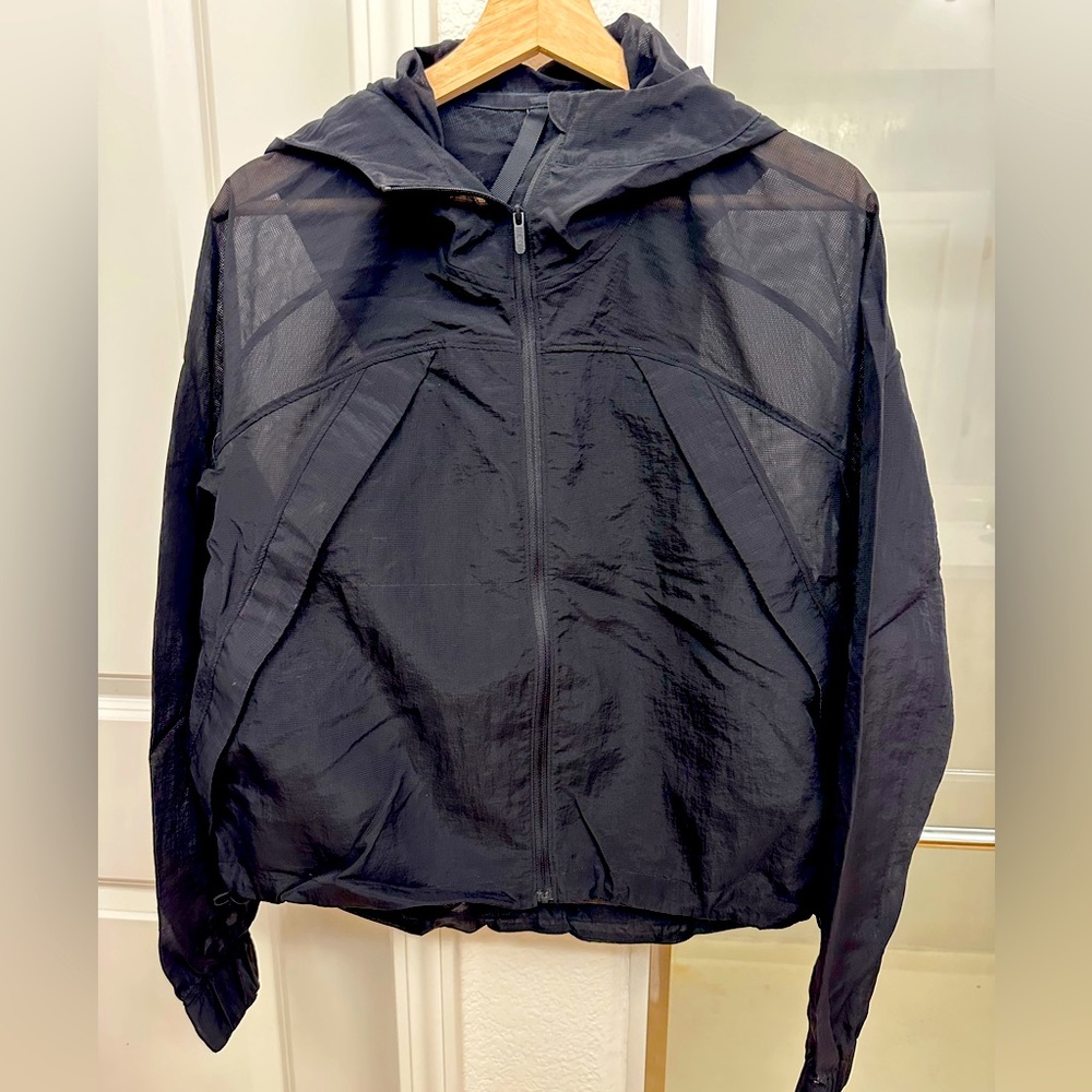 Lululemon Lightweight Hooded Running Jacket Black sz 10